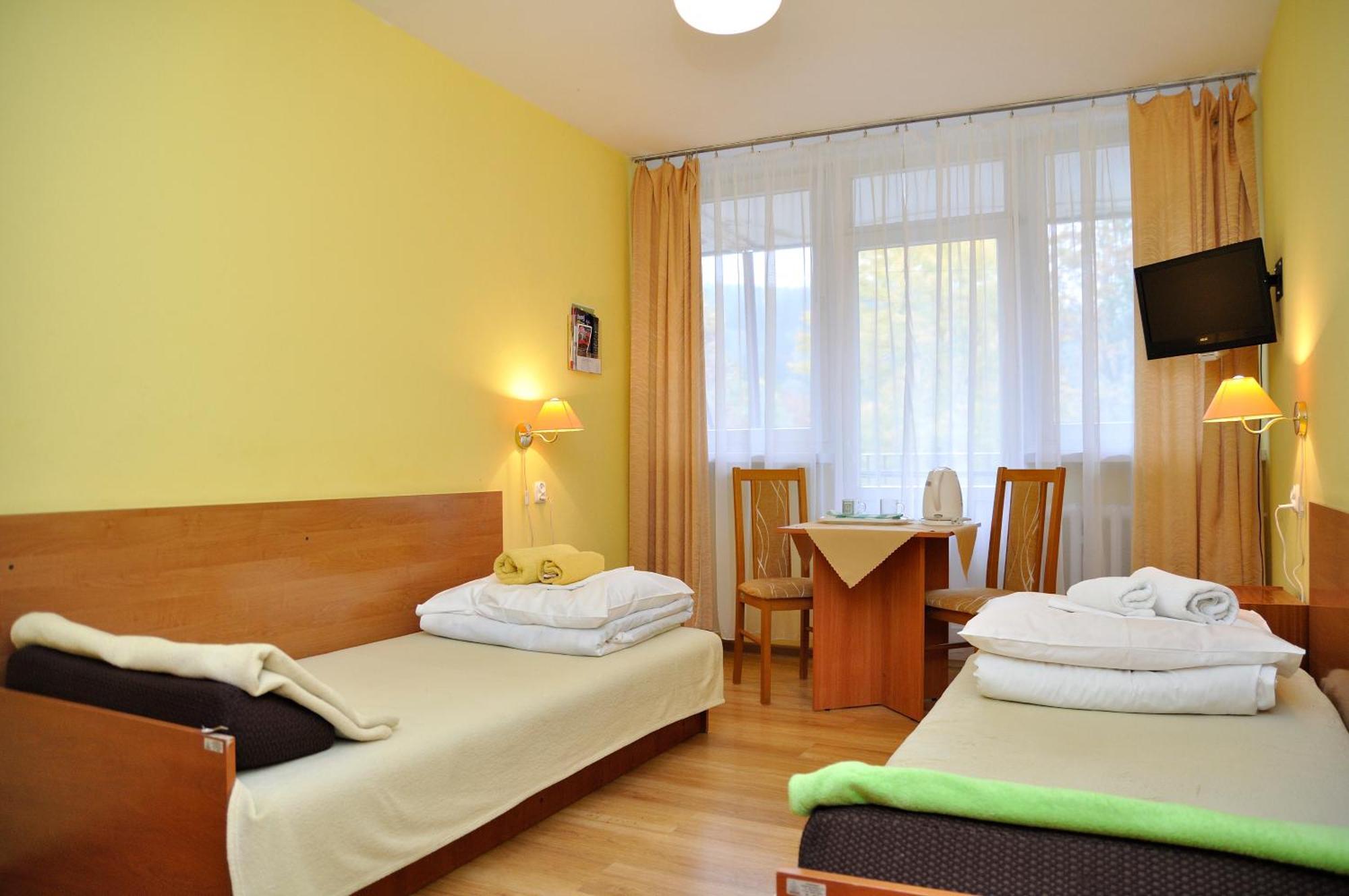 Jubilat Aparthotel Ladek-Zdroj Luaran gambar